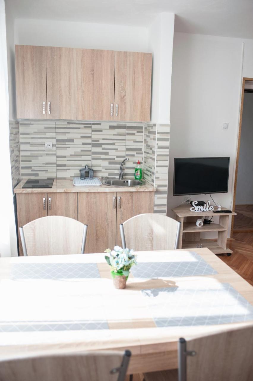 Apartman Nikola Apartment Требине Екстериор снимка