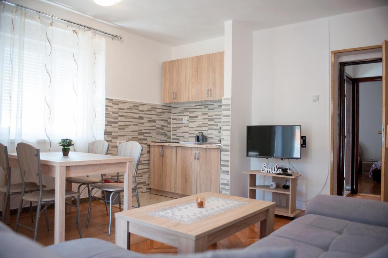 Apartman Nikola Apartment Требине Екстериор снимка