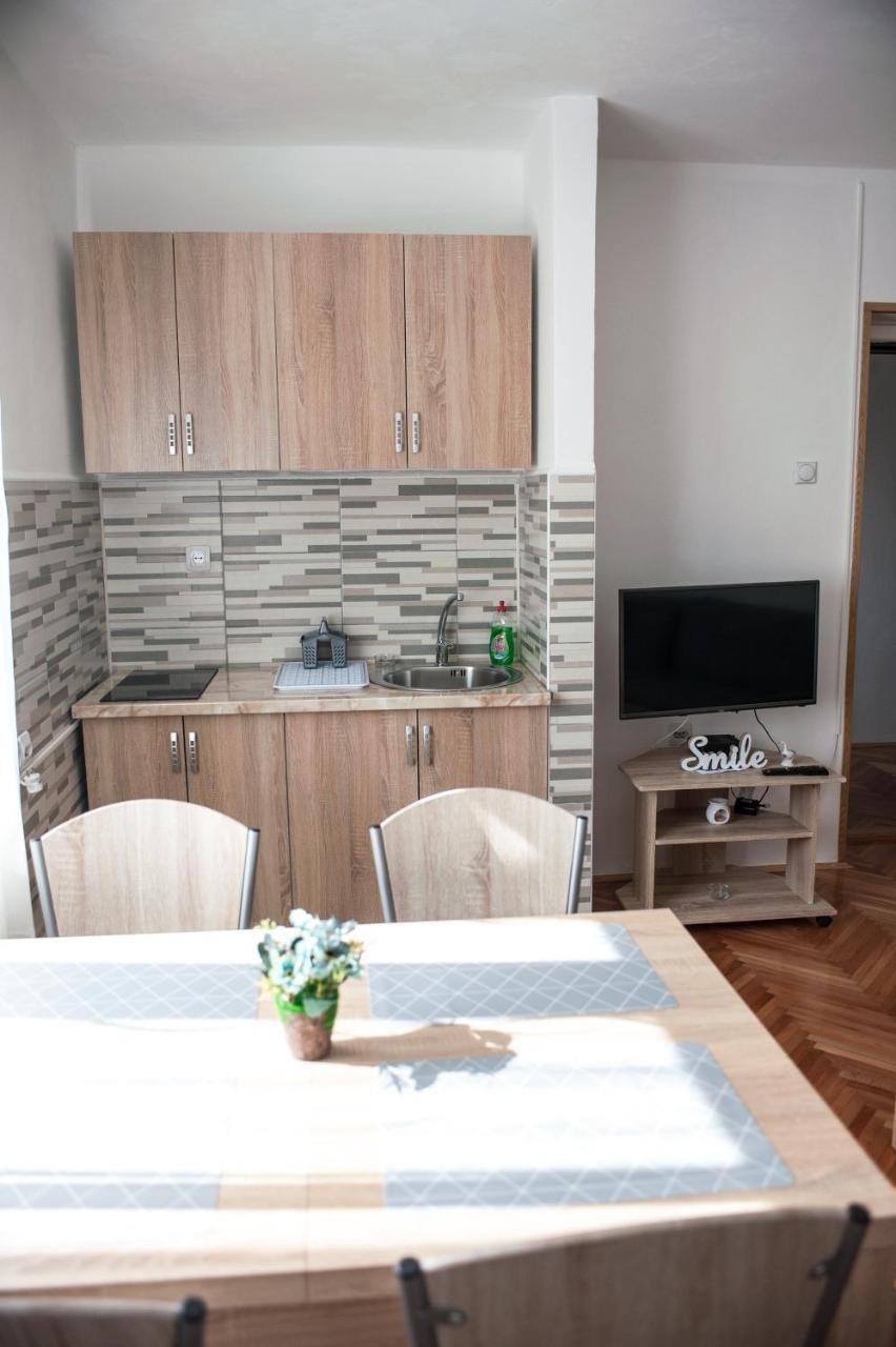 Apartman Nikola Apartment Требине Екстериор снимка